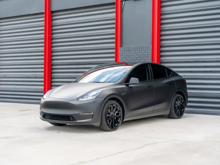 2021 Tesla Model Y Long Range photo 1