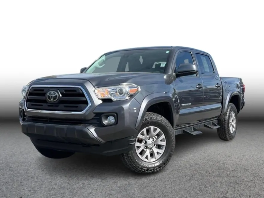 2019 Toyota Tacoma Double Cab SR5 photo 1