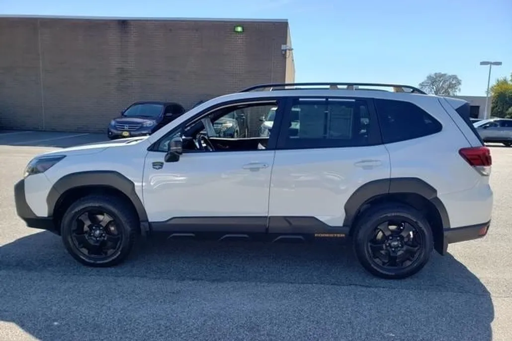 2022 Subaru Forester Wilderness photo 1