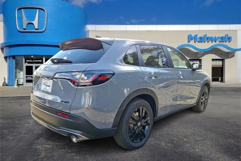 2026 Honda HR-V Sport photo 1