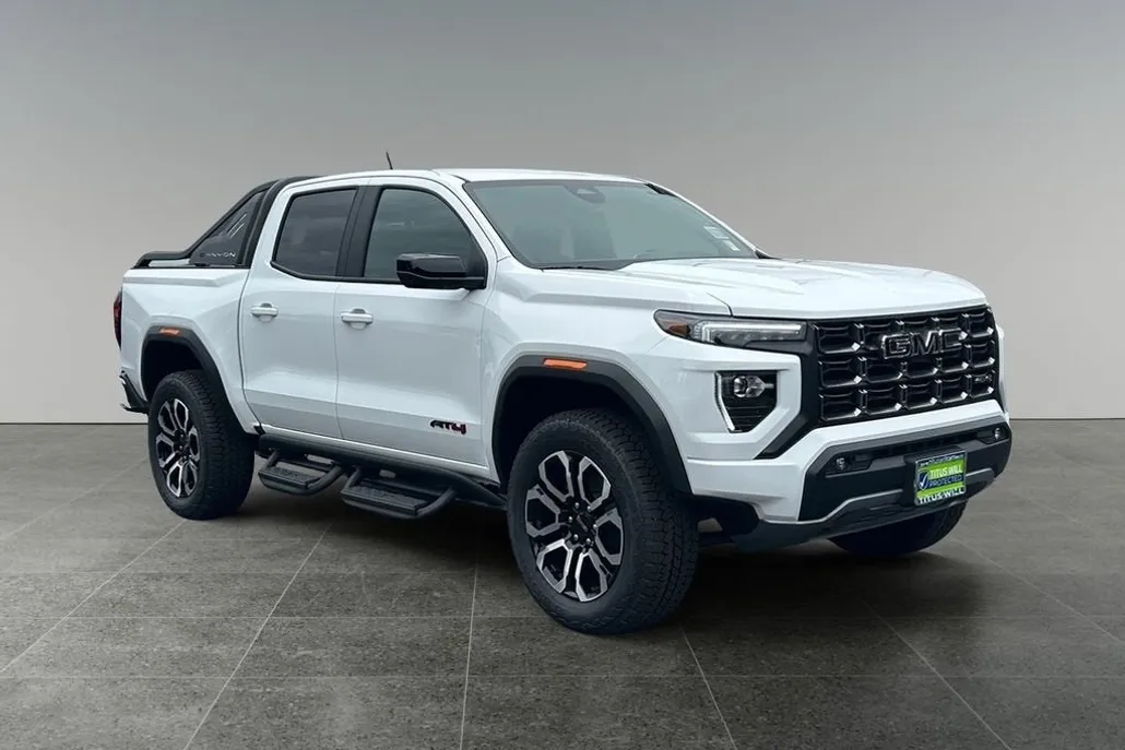 2025 Gmc Canyon AT4 photo 1
