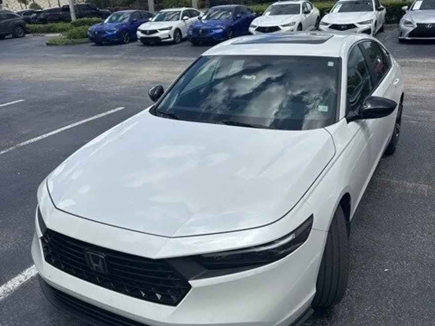 2023 Honda Accord Hybrid Sport photo 1