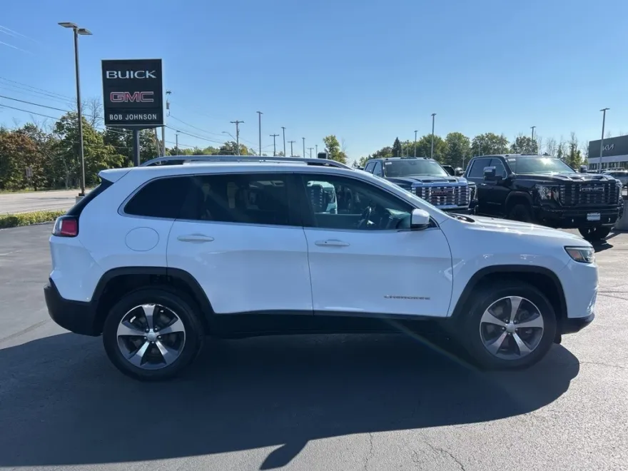 2019 Jeep Cherokee Limited photo 1