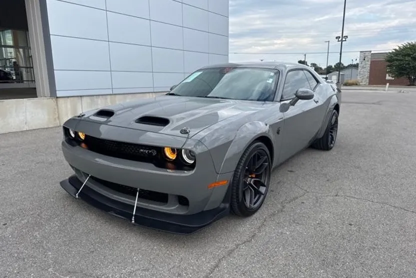 2019 Dodge Challenger SRT8 Hellcat Redeye Widebody photo 1