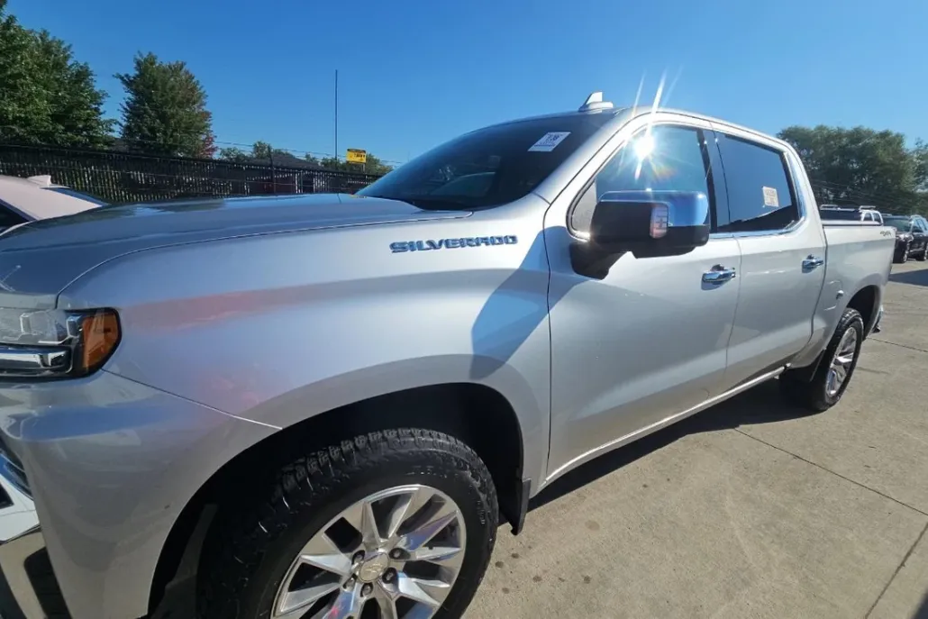 2019 Chevrolet Silverado 1500 LTZ photo 1
