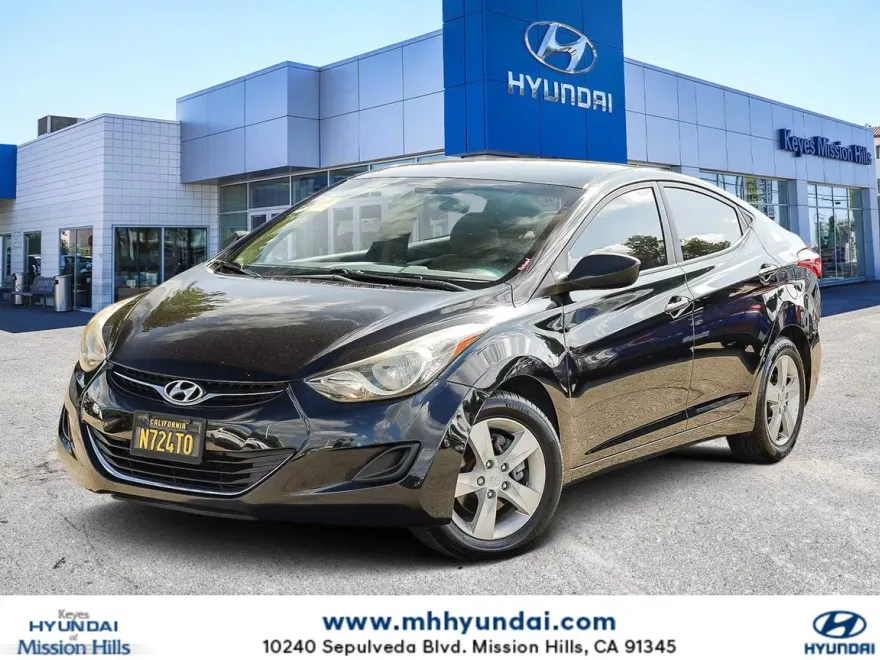 2011 Hyundai Elantra GLS photo 1