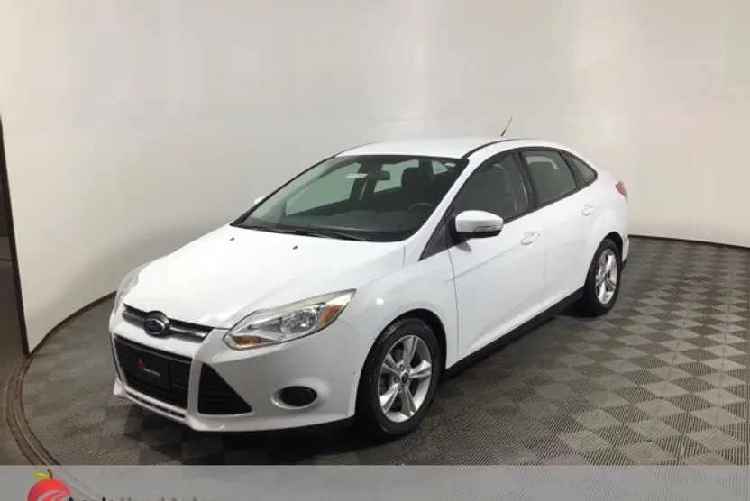 2014 Ford Focus SE photo 1
