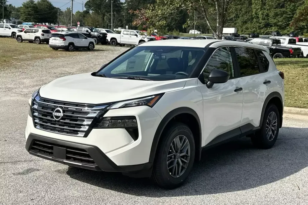 2025 Nissan Rogue S photo 1