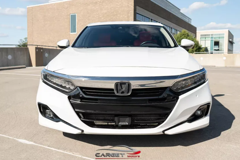 2021 Honda Accord Touring photo 1