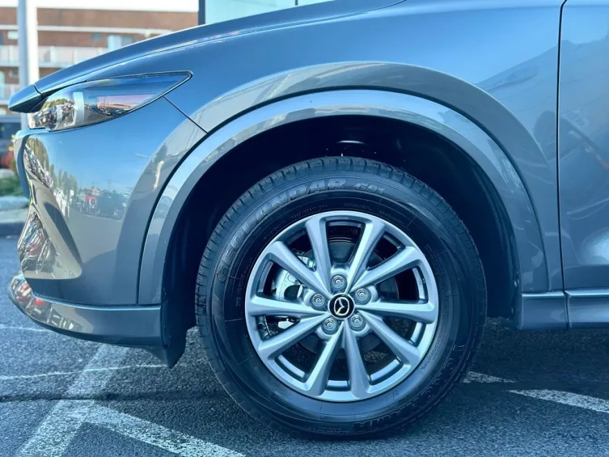 2025 Mazda CX-5 2.5 S Preferred photo 1