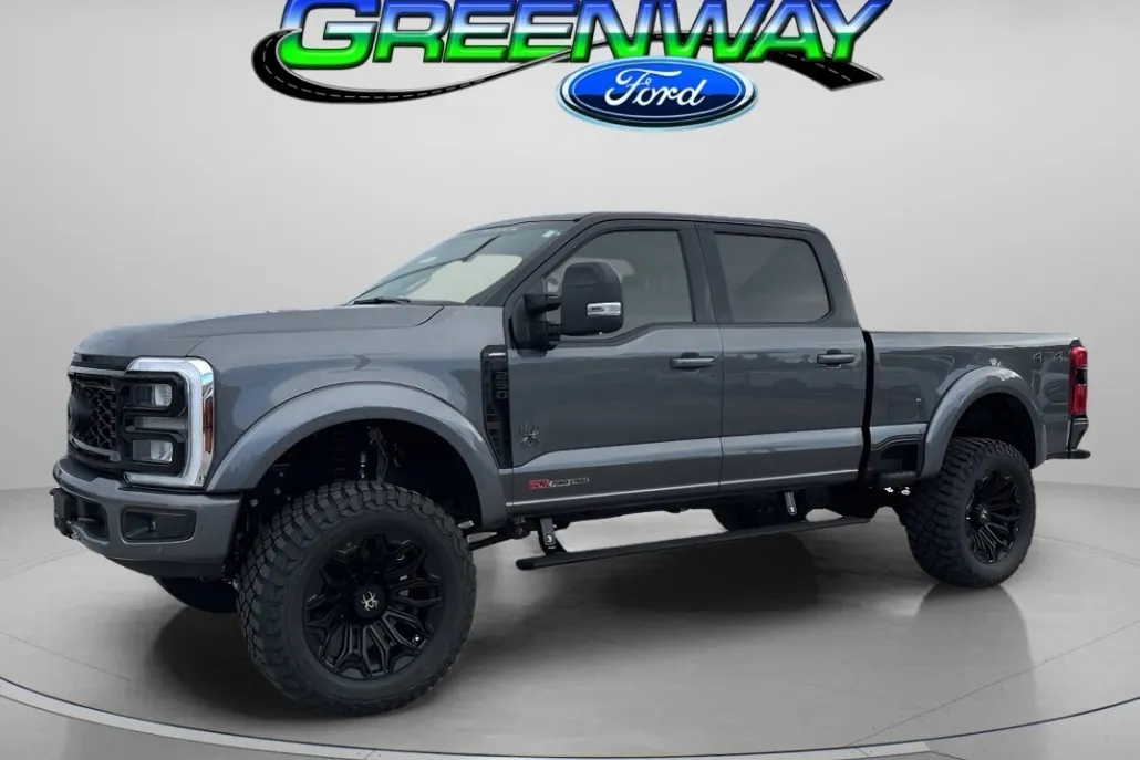2025 Ford F-250 Lariat photo 1