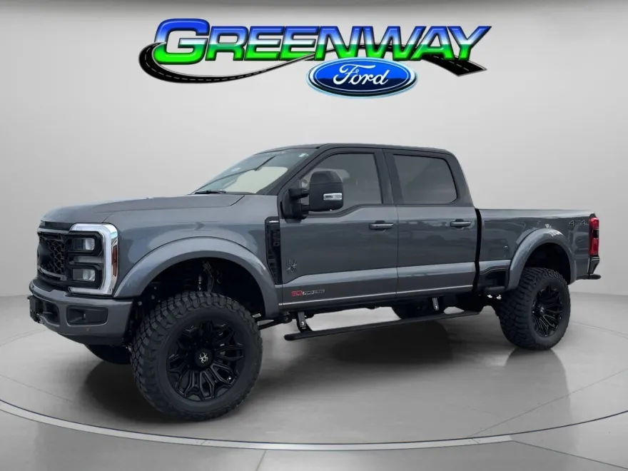 2025 Ford F-250 Lariat photo 1