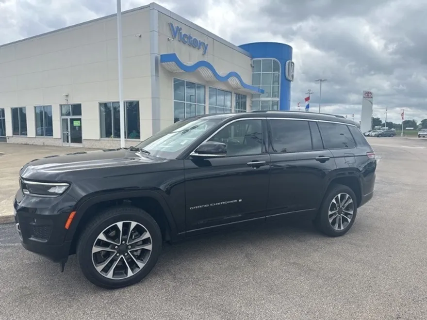2021 Jeep Grand Cherokee Overland photo 1
