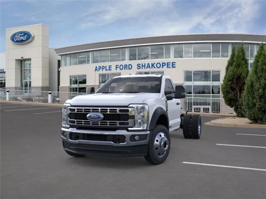 2025 Ford F-450 photo 1