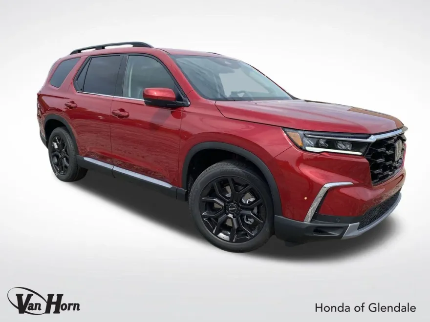 2025 Honda Pilot Touring photo 1