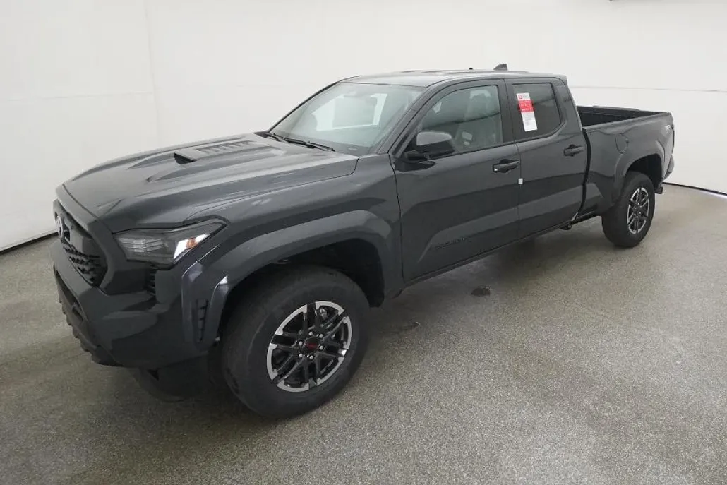 2025 Toyota Tacoma TRD Sport 4x4 Double Cab photo 1
