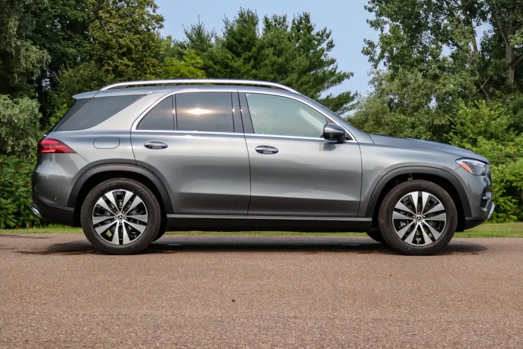 2025 Mercedes Benz GLE 350 4MATIC photo 1