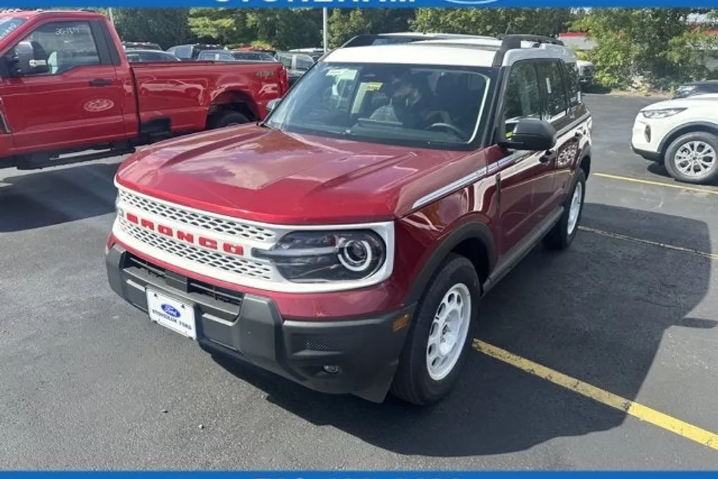 2025 Ford Bronco Sport Heritage photo 1
