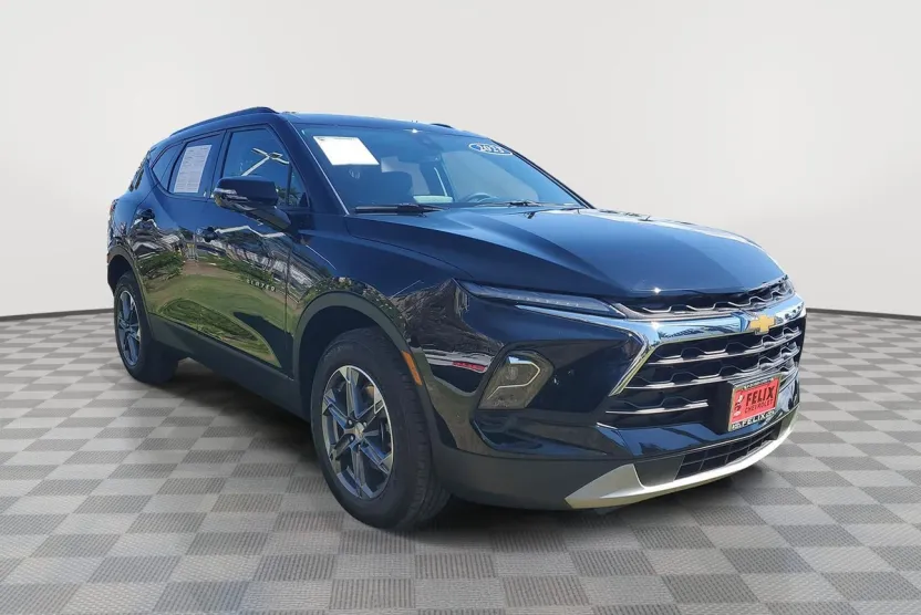 2023 Chevrolet Blazer 3LT photo 1