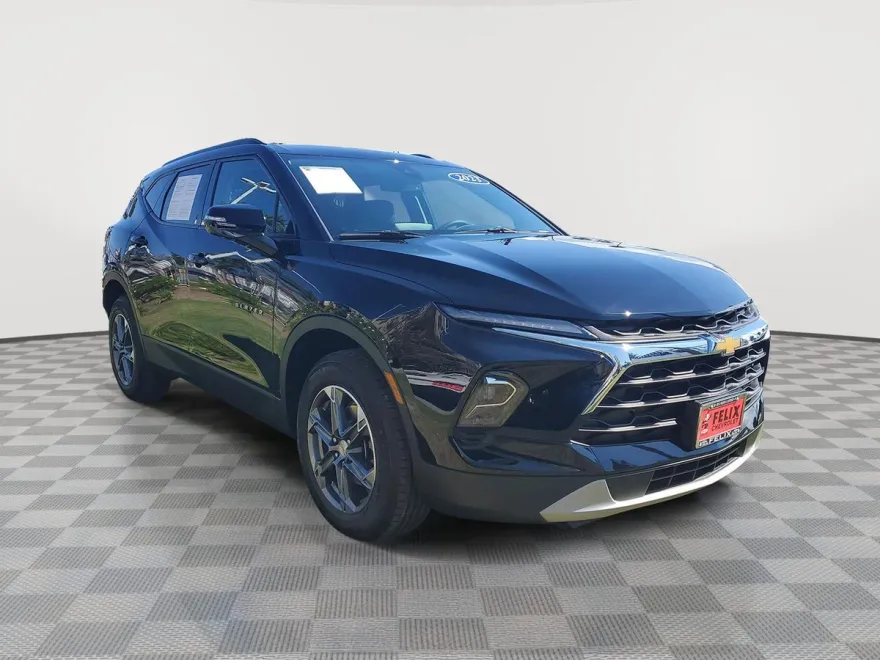 2023 Chevrolet Blazer 3LT photo 1