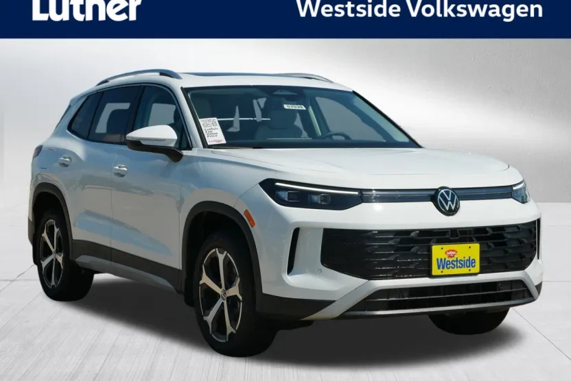2025 Volkswagen Tiguan SE photo 1
