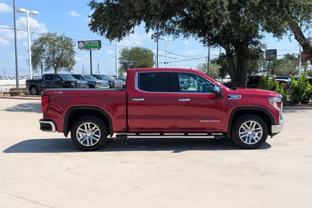 2019 Gmc Sierra 1500 SLT photo 1