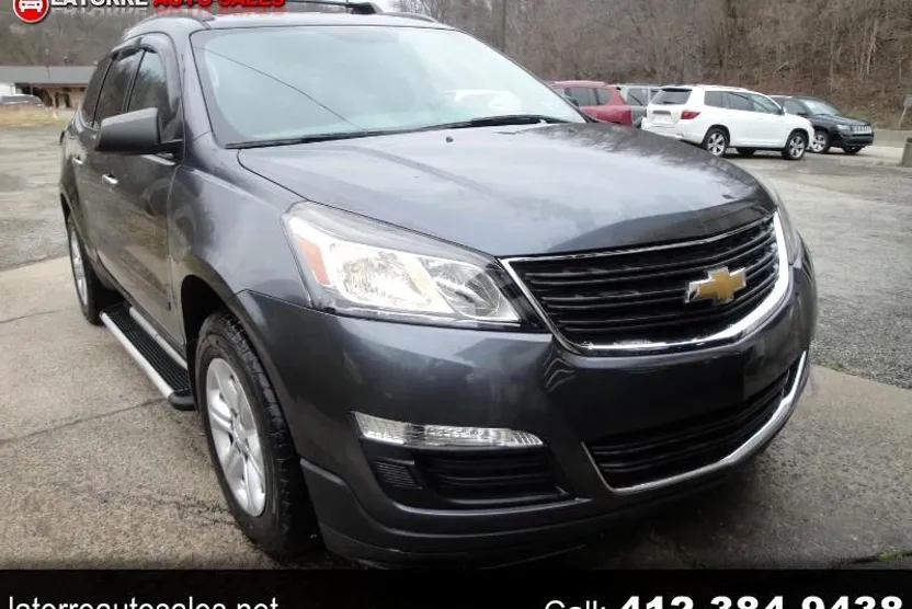 2014 Chevrolet Traverse LS photo 1