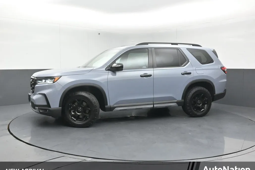 2024 Honda Pilot TrailSport photo 1