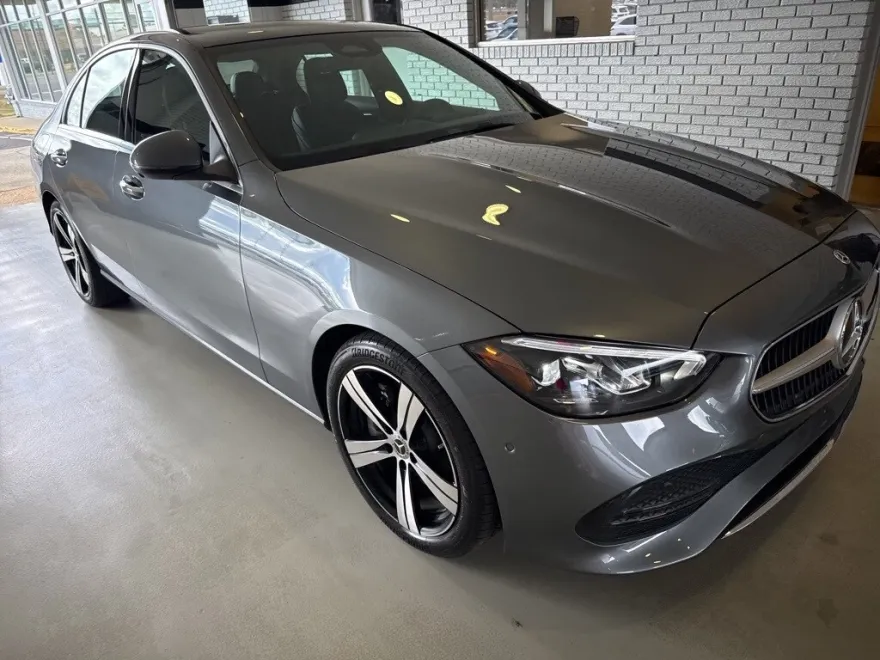 2024 Mercedes Benz C 300 photo 1