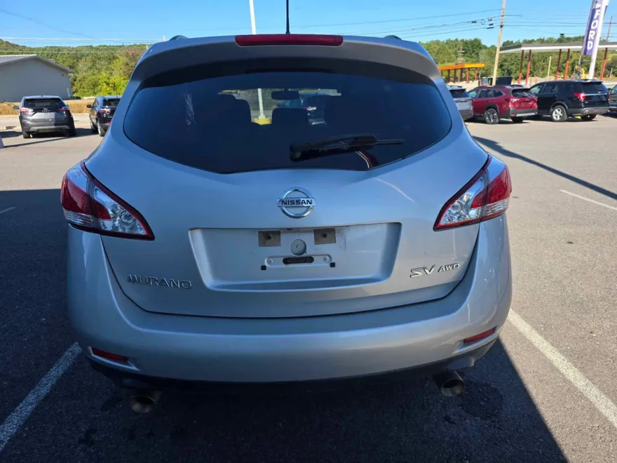 2014 Nissan Murano SV photo 1