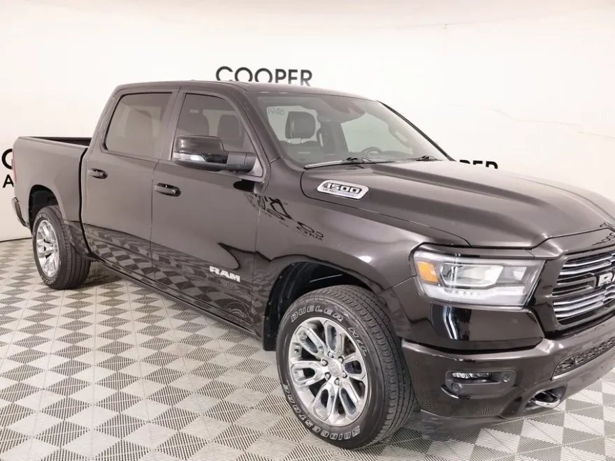 2023 Ram 1500 Laramie photo 1