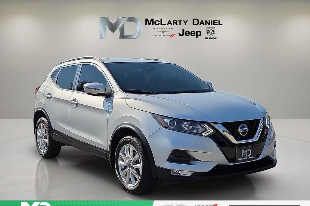 2021 Nissan Rogue Sport SV photo 1