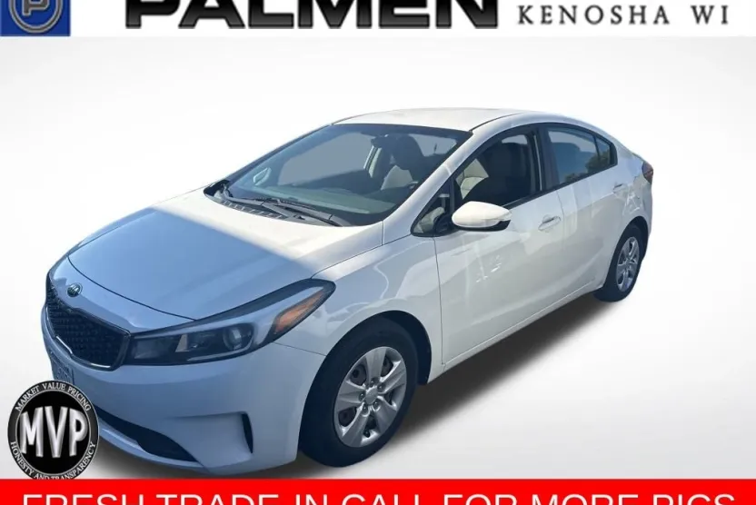2017 Kia Forte LX Base photo 1