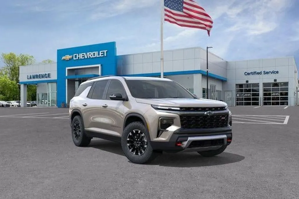 2026 Chevrolet Traverse Z71 photo 1