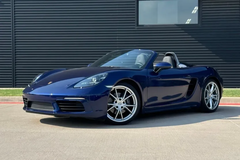 2025 Porsche Boxster photo 1