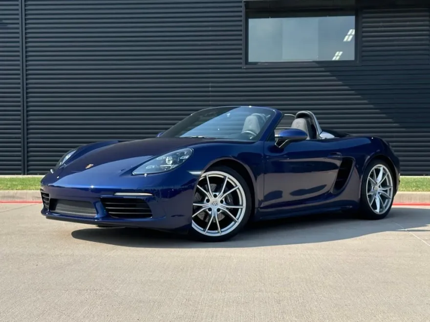 2025 Porsche Boxster photo 1