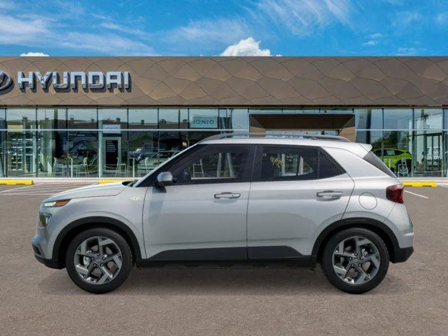 2025 Hyundai Venue SEL photo 1