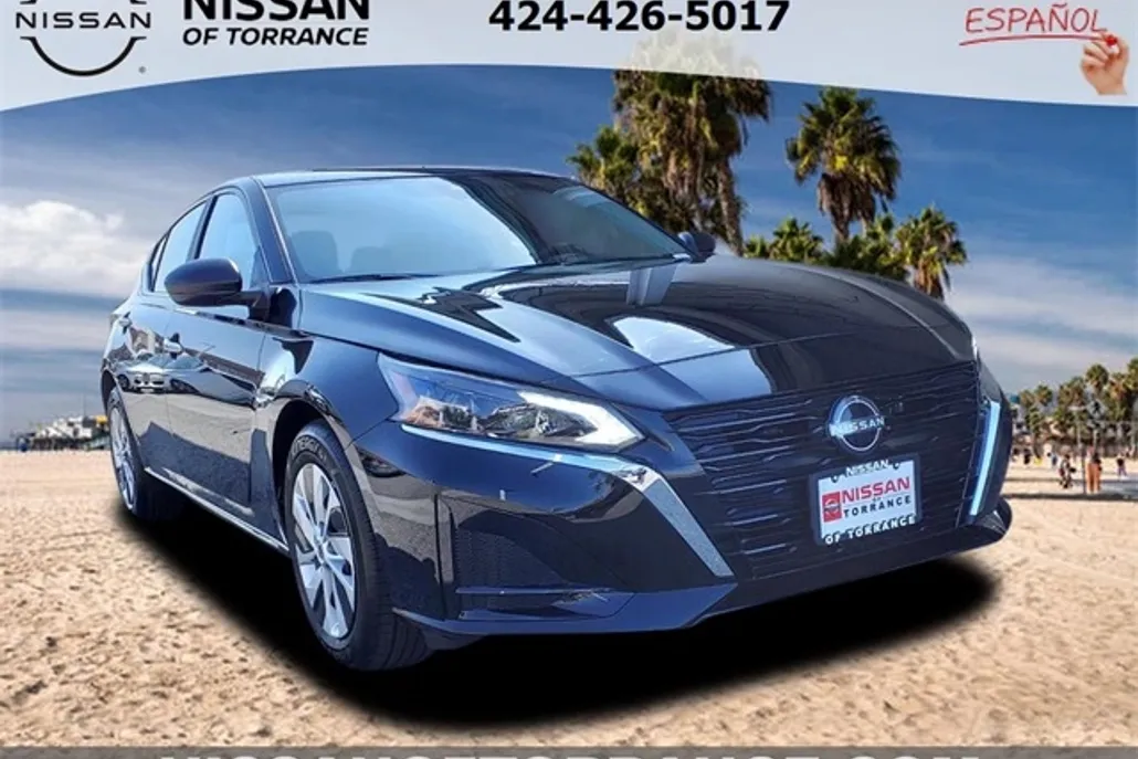 2025 Nissan Altima S photo 1