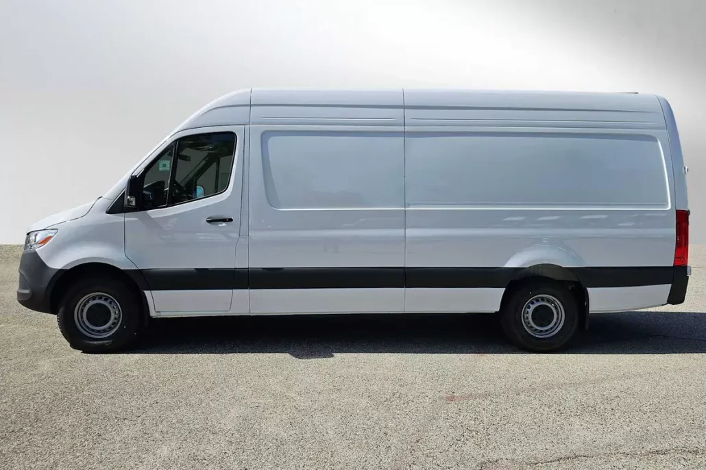 2025 Mercedes Benz Sprinter 2500 High Roof photo 1