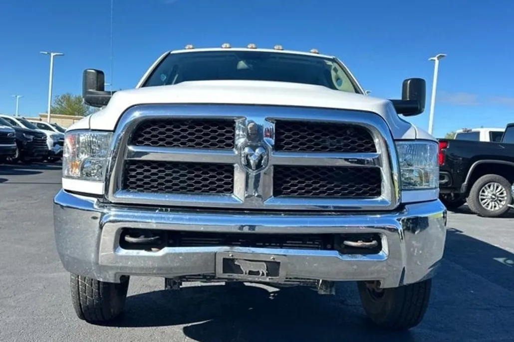 2016 Ram 3500 Tradesman photo 1