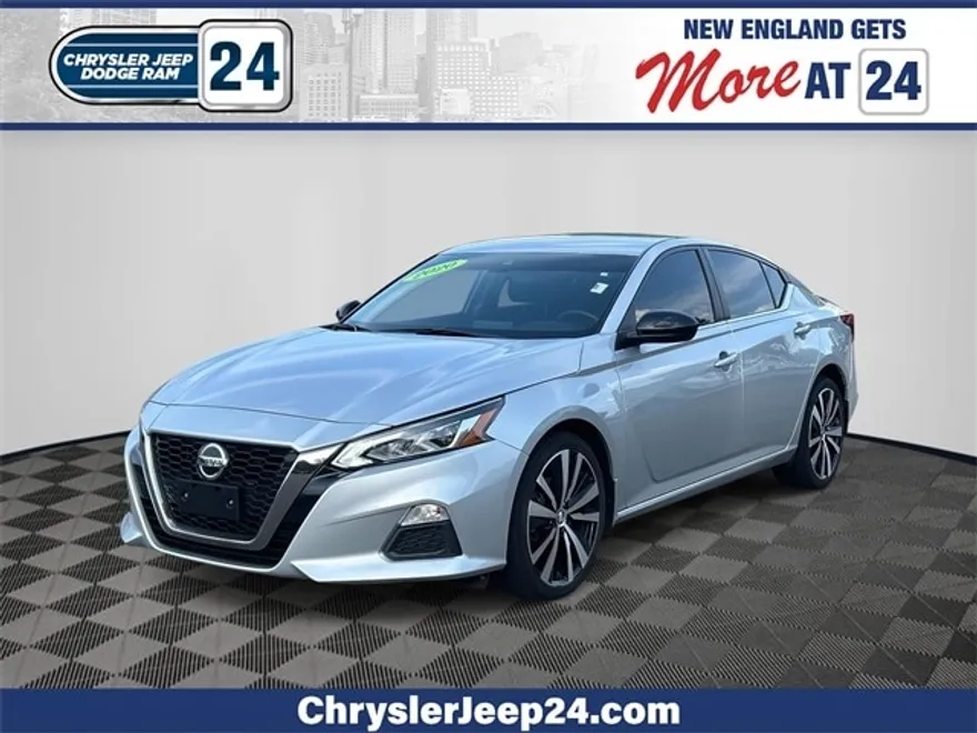2020 Nissan Altima 2.5 SR photo 1