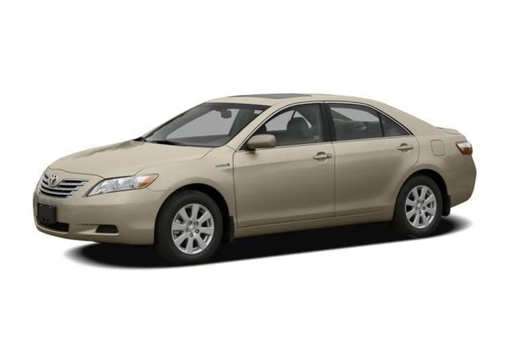 2009 Toyota Camry LE photo 1
