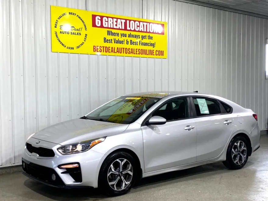 2019 Kia Forte FE photo 1