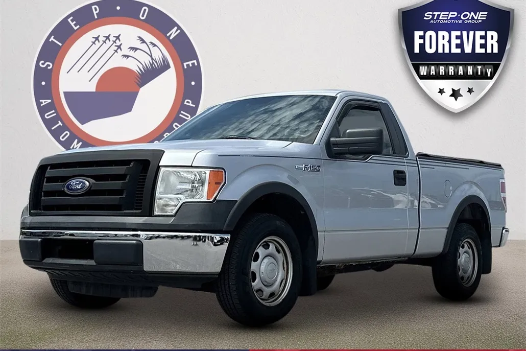 2010 Ford F-150 XL photo 1