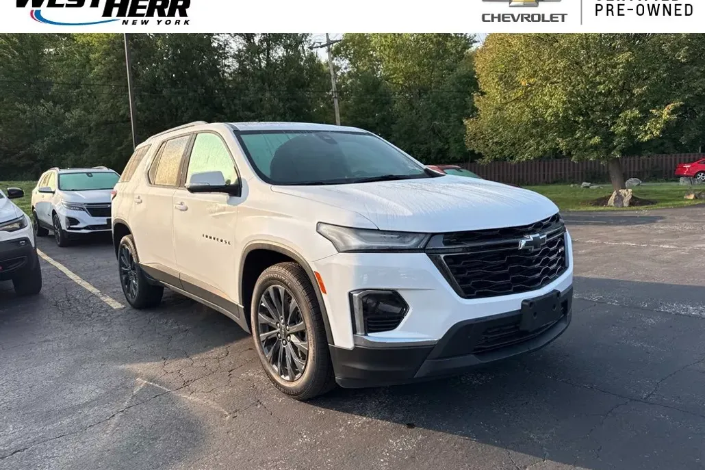 2023 Chevrolet Traverse RS photo 1