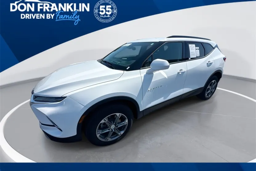 2023 Chevrolet Blazer 2LT photo 1