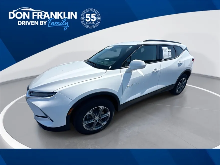 2023 Chevrolet Blazer 2LT photo 1