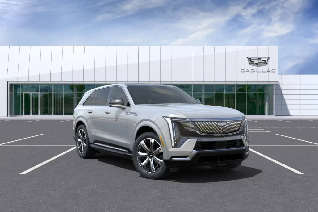 2025 Cadillac Escalade IQ Luxury photo 1