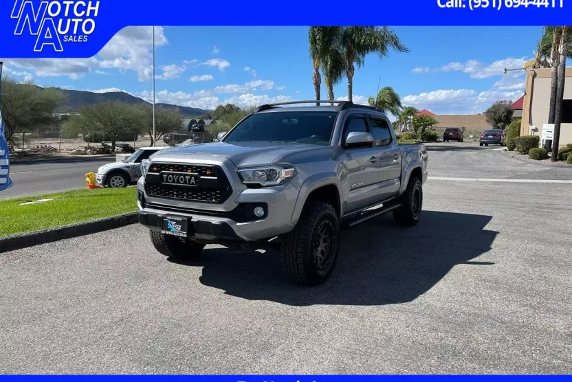 2016 Toyota Tacoma SR5 TRD Sport photo 1