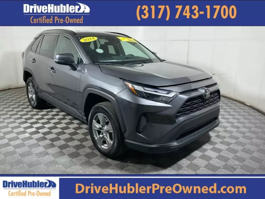 2024 Toyota RAV4 XLE photo 1